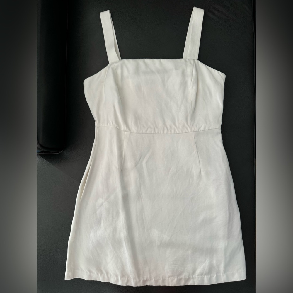 Aritzia Wilfred Rosamond Dress